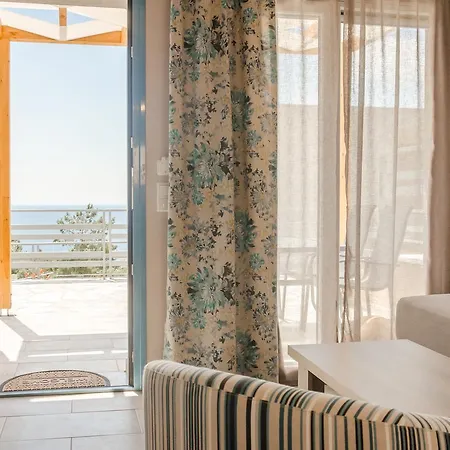 מלון דירות Arina