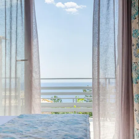 Arina Lägenhetshotell Skála Marión