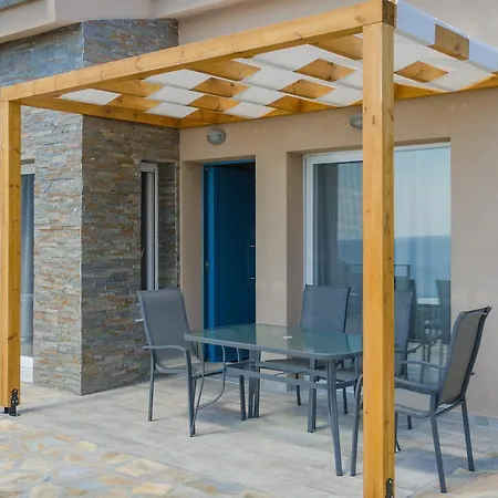 Arina Lägenhetshotell Skála Marión