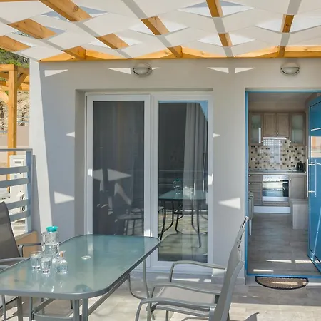 Lägenhetshotell Arina Skála Marión