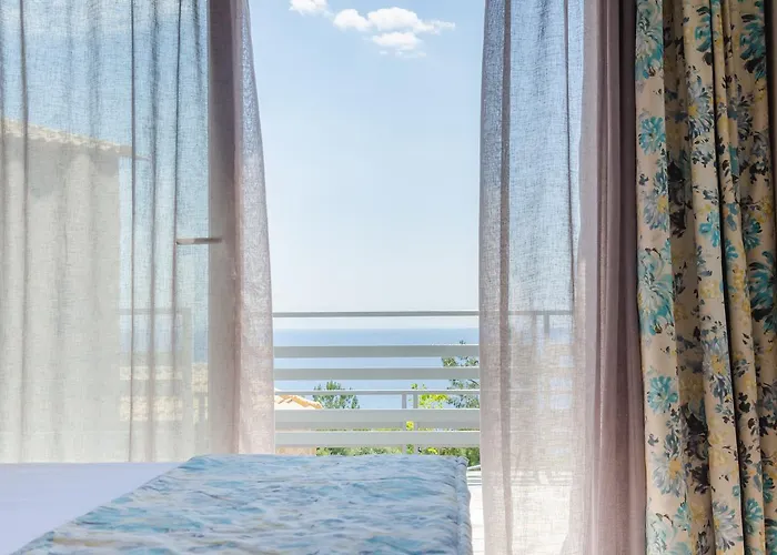 Arina Lejlighedshotel Skála Marión